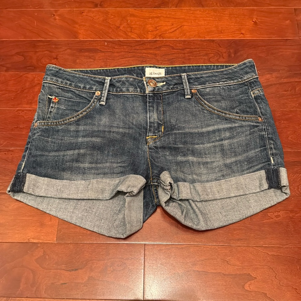 Hampton Cuffed Jean Short